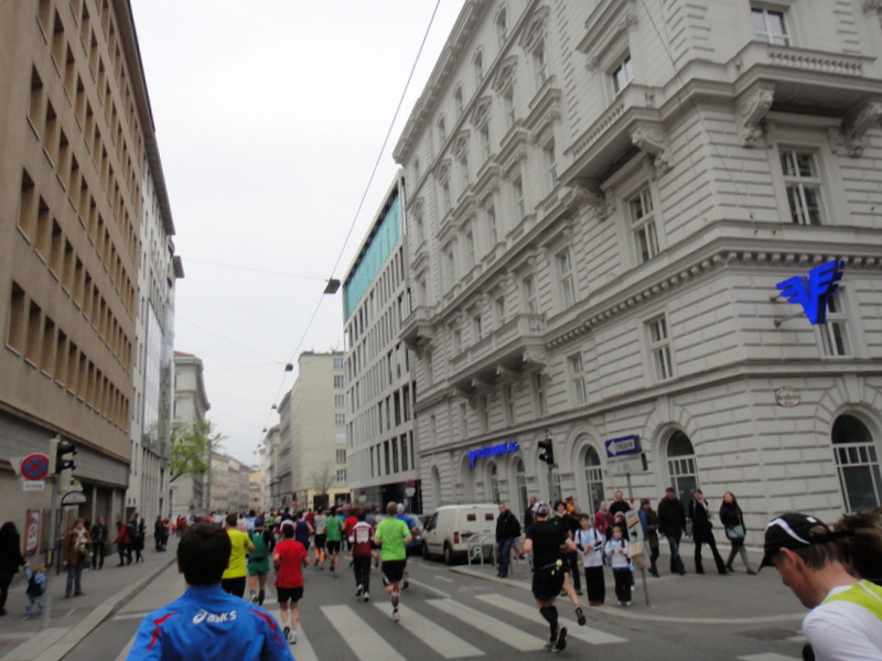 Vienna City Marathon (VCM) 2012 - pictures - Tor Rnnow