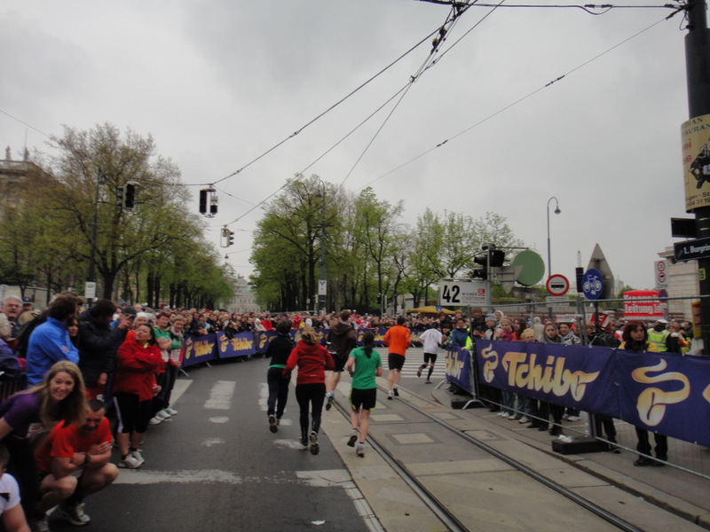 Vienna City Marathon (VCM) 2012 - pictures - Tor Rnnow