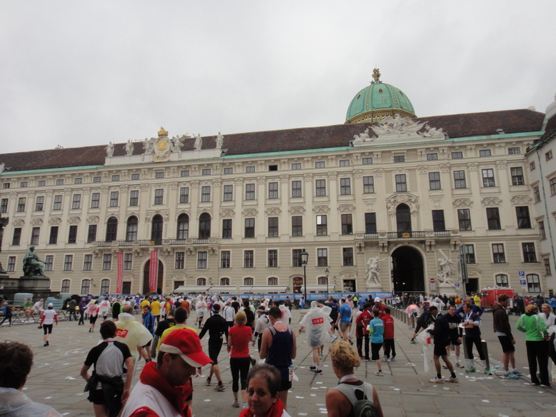 Vienna City Marathon (VCM) 2012 - pictures - Tor Rnnow