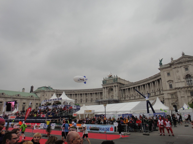 Vienna City Marathon (VCM) 2012 - pictures - Tor Rnnow