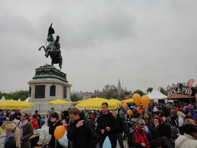 Vienna City Marathon (VCM) 2012 - pictures - Tor Rnnow