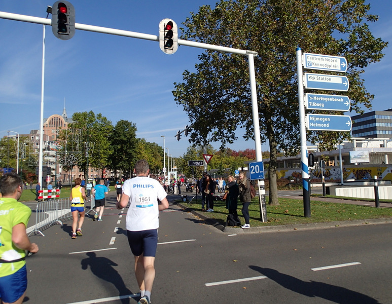 Eindhoven Marathon 2015 - Tor Rnnow 