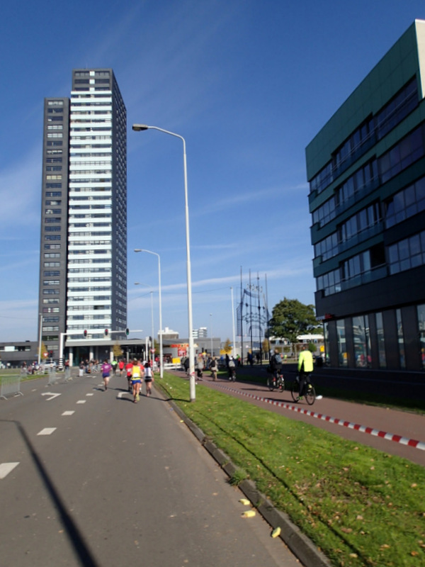 Eindhoven Marathon 2015 - Tor Rnnow 