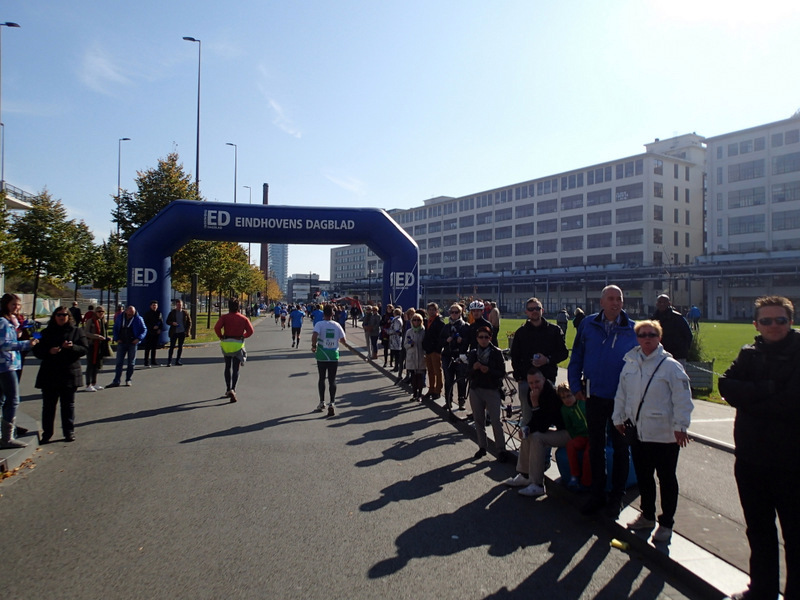 Eindhoven Marathon 2015 - Tor Rnnow 