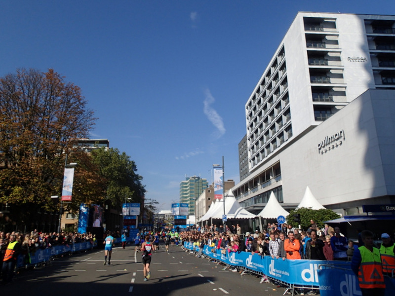 Eindhoven Marathon 2015 - Tor Rnnow 