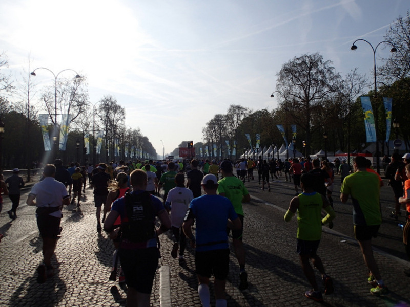 Marathon de Paris 2015 - Tor Rnnow 