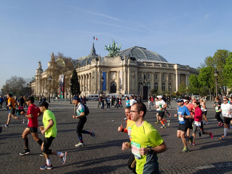 Marathon de Paris 2015 - Tor Rnnow 