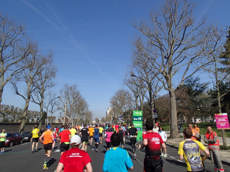 Marathon de Paris 2015 - Tor Rnnow 