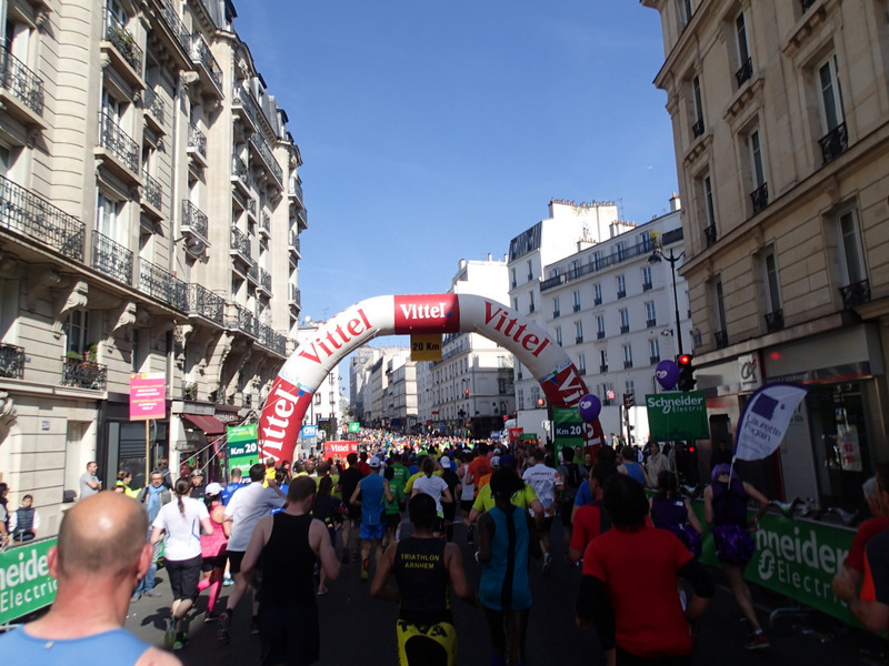 Marathon de Paris 2015 - Tor Rnnow 