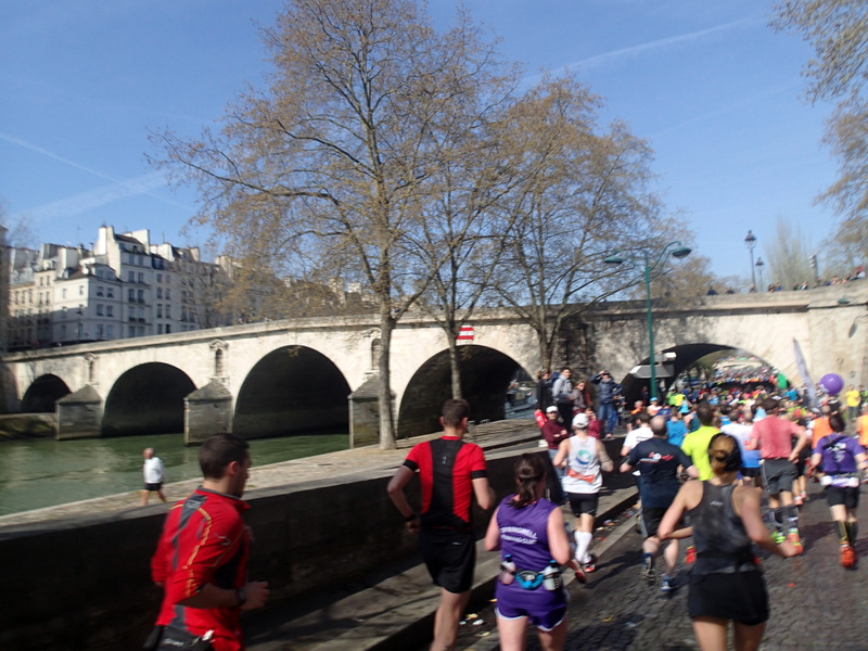 Marathon de Paris 2015 - Tor Rnnow 