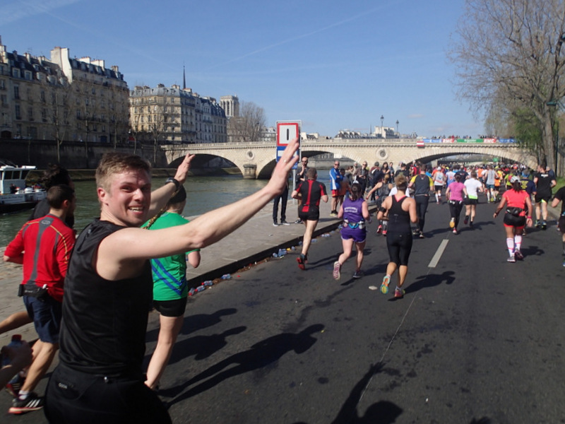 Marathon de Paris 2015 - Tor Rnnow 