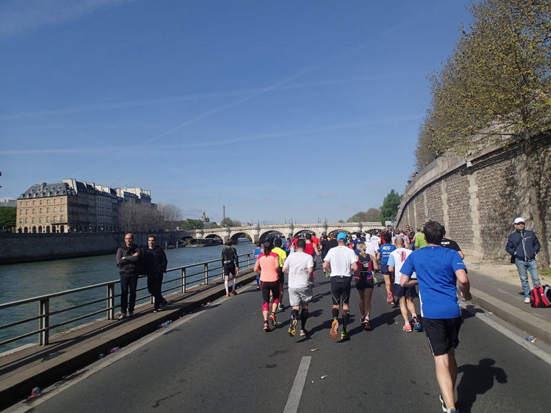 Marathon de Paris 2015 - Tor Rnnow 