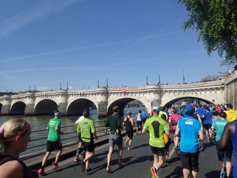 Marathon de Paris 2015 - Tor Rnnow 