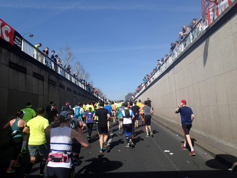 Marathon de Paris 2015 - Tor Rnnow 