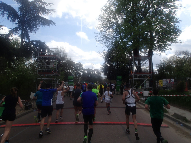 Marathon de Paris 2015 - Tor Rnnow 