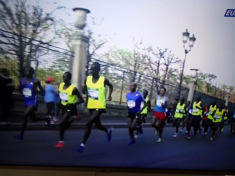 Marathon de Paris 2015 - Tor Rnnow 