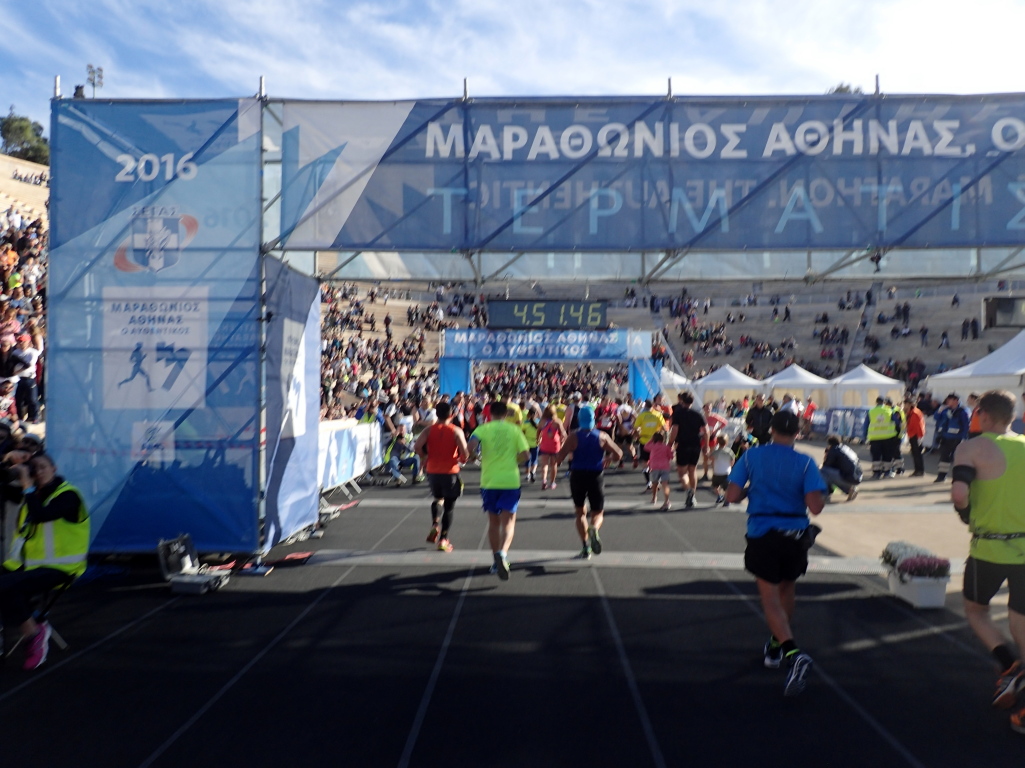 Athens Classical Marathon 2016 - Tor Rnnow