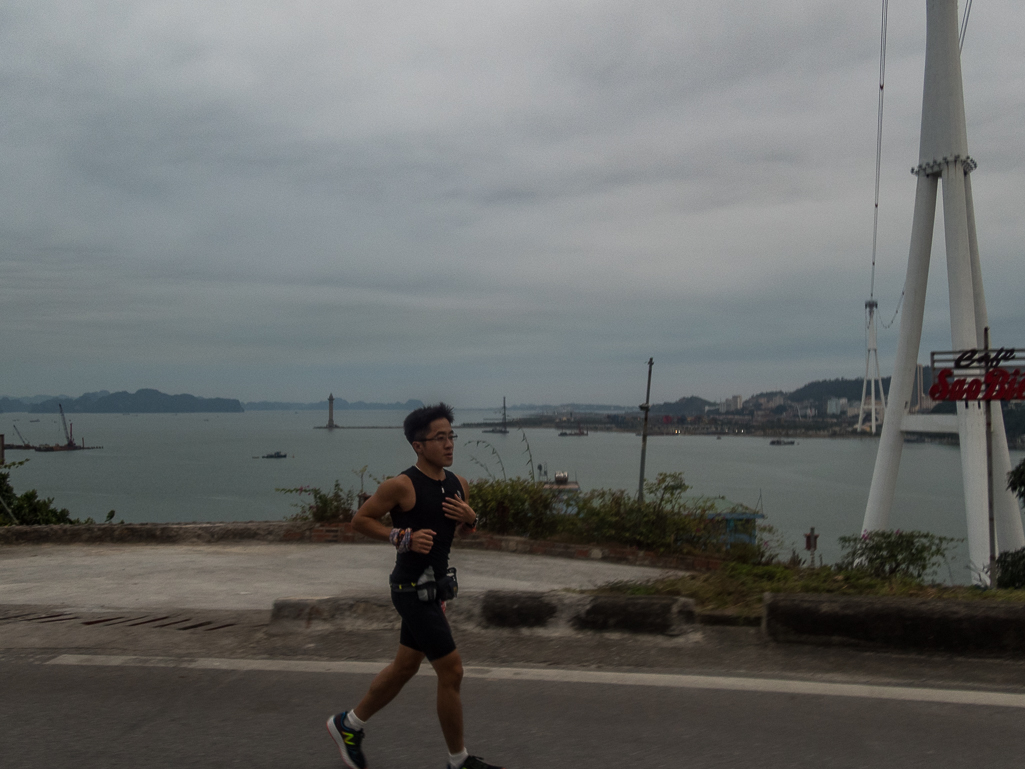 Halong Bay Heritage Marathon 2017 - Tor Rnnow