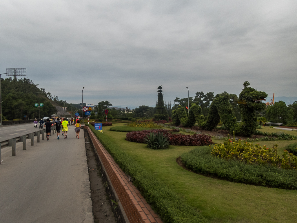 Halong Bay Heritage Marathon 2017 - Tor Rnnow