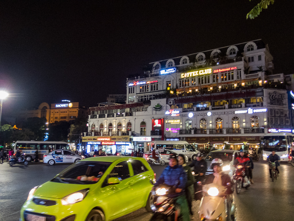 Halong Bay Heritage Marathon 2017 - Tor Rnnow