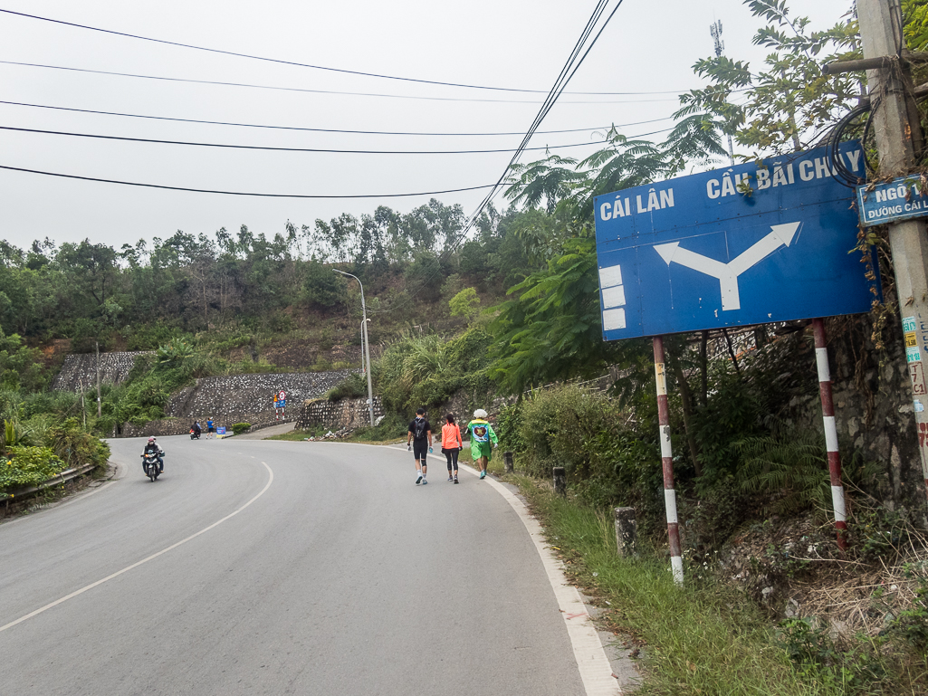 Halong Bay Heritage Marathon 2017 - Tor Rnnow