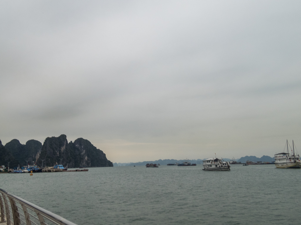 Halong Bay Heritage Marathon 2017 - Tor Rnnow