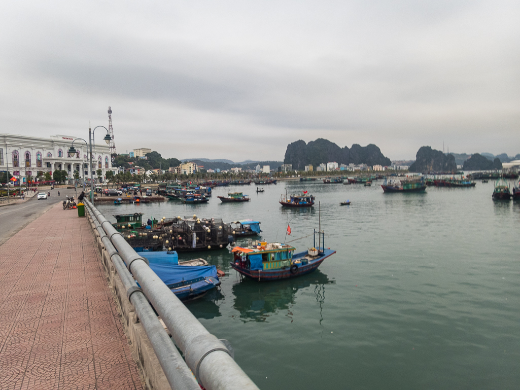 Halong Bay Heritage Marathon 2017 - Tor Rnnow