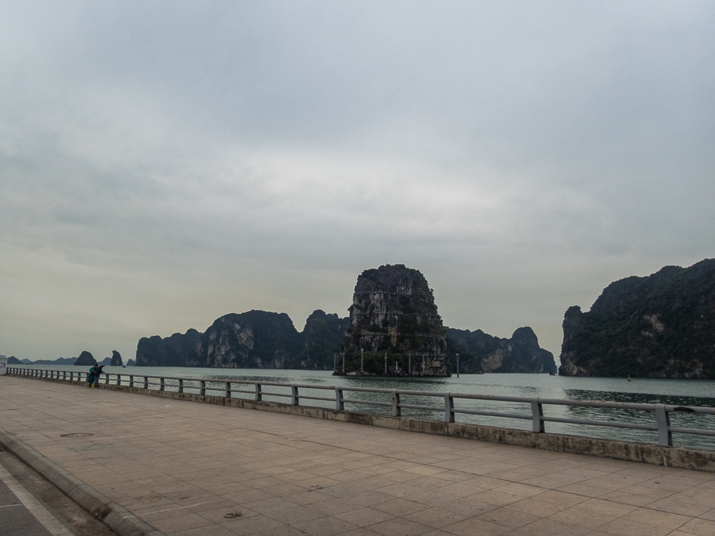 Halong Bay Heritage Marathon 2017 - Tor Rnnow