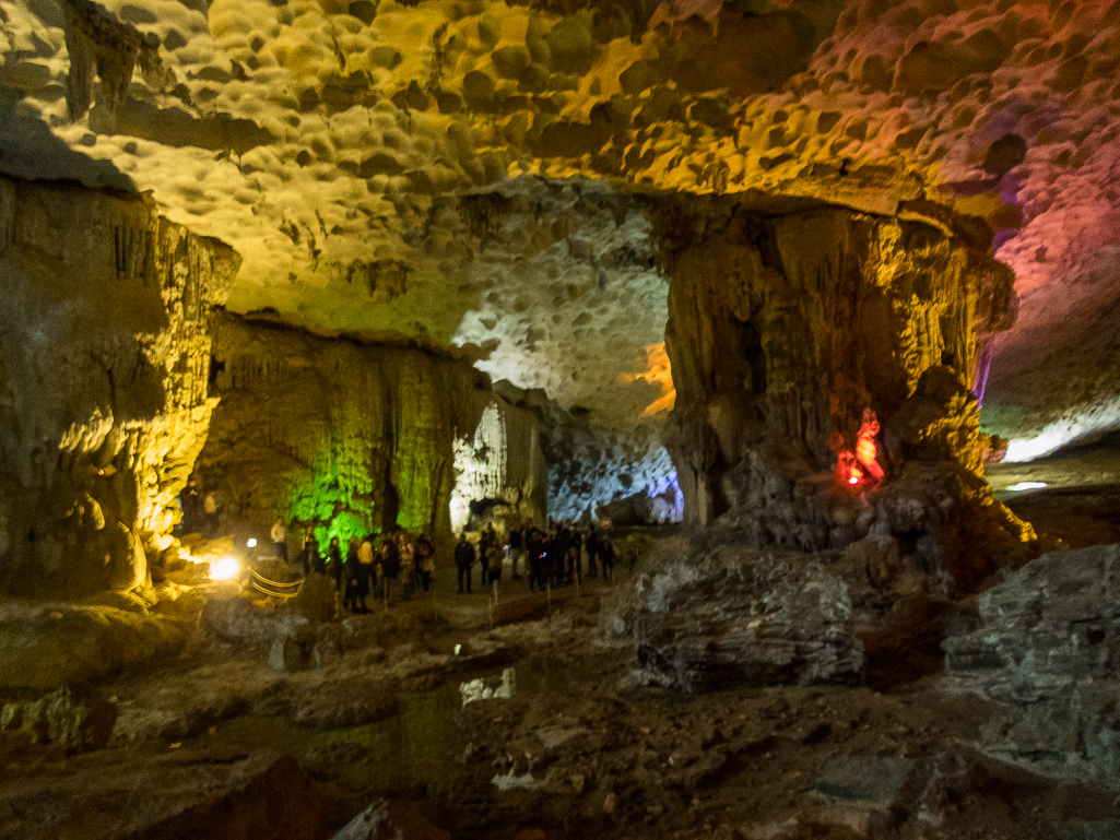 Halong Bay Heritage Marathon 2017 - Tor Rnnow