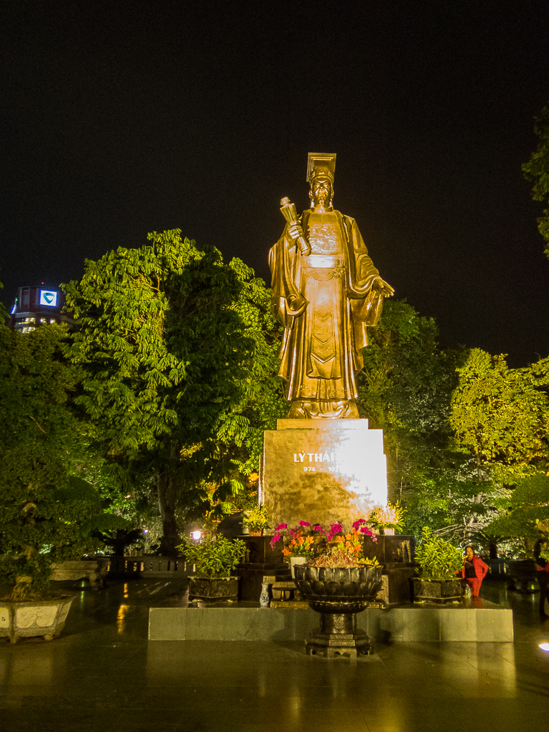 Halong Bay Heritage Marathon 2017 - Tor Rnnow