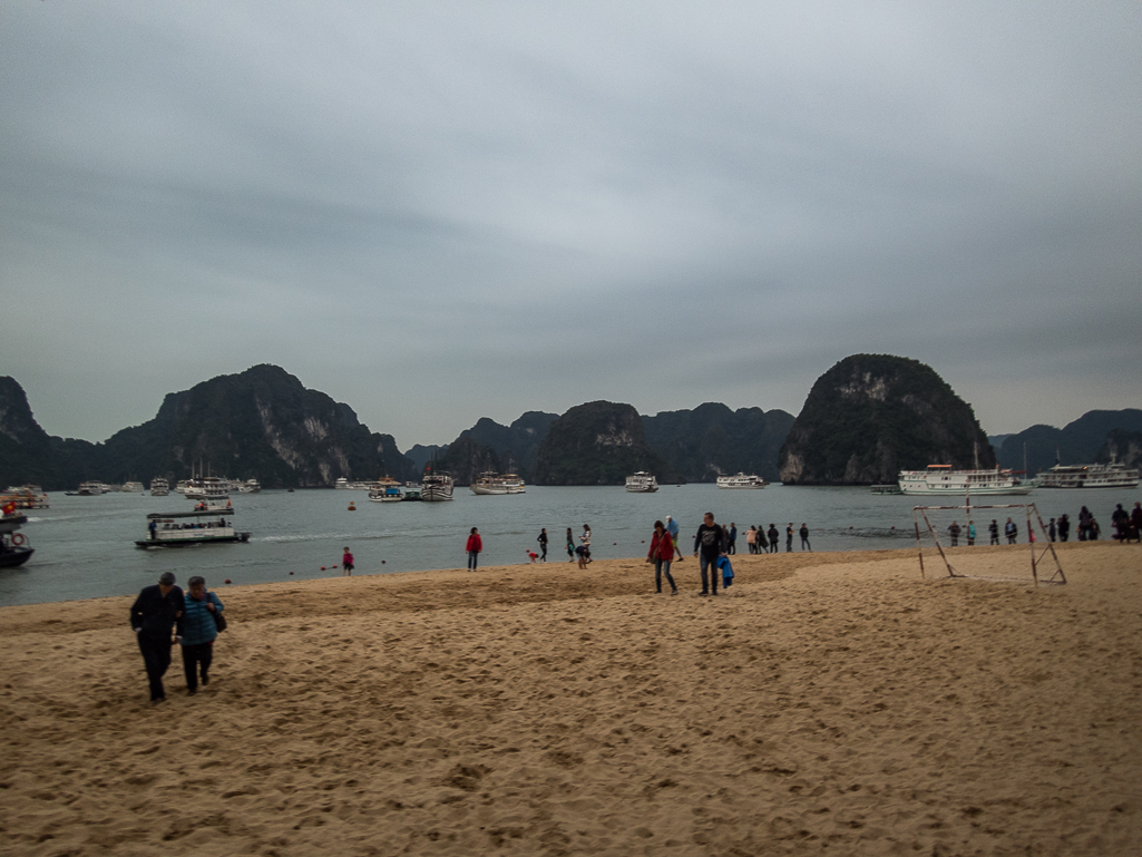 Halong Bay Heritage Marathon 2017 - Tor Rnnow