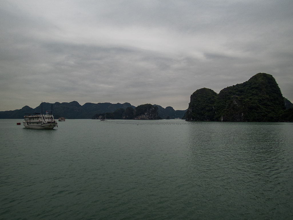 Halong Bay Heritage Marathon 2017 - Tor Rnnow