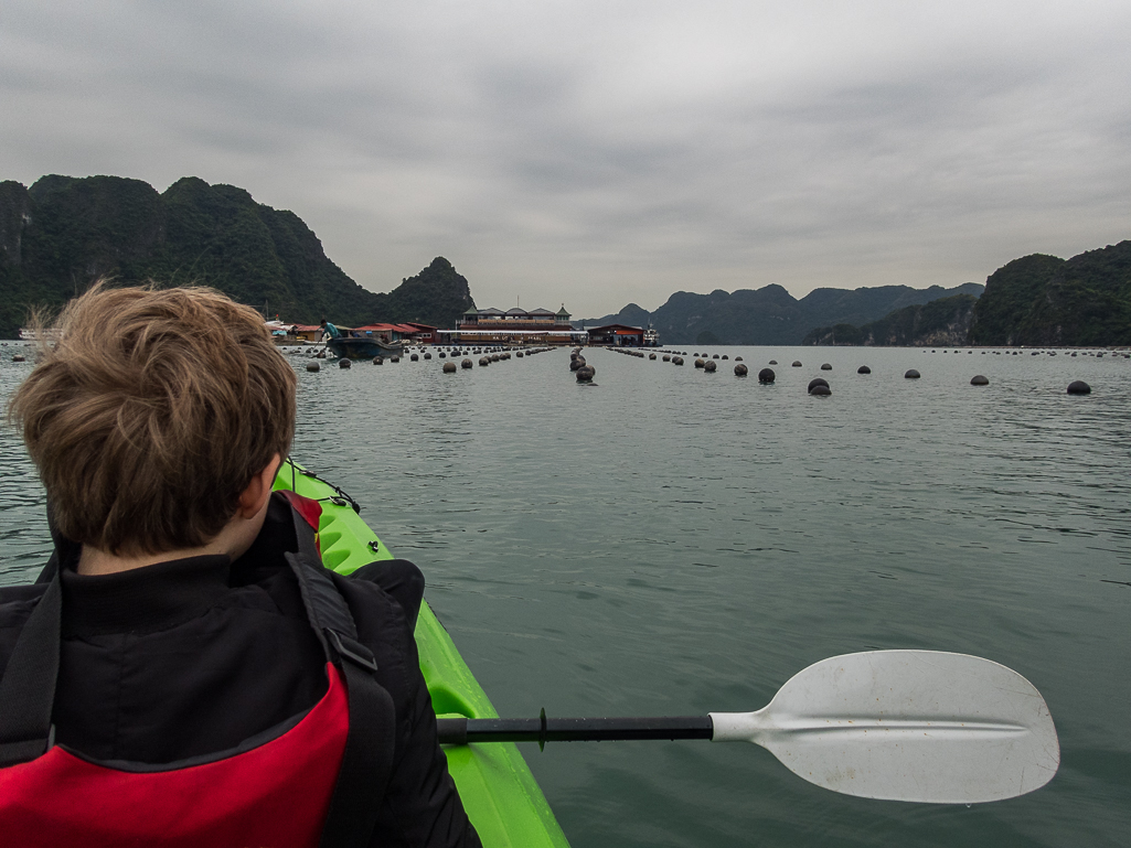 Halong Bay Heritage Marathon 2017 - Tor Rnnow