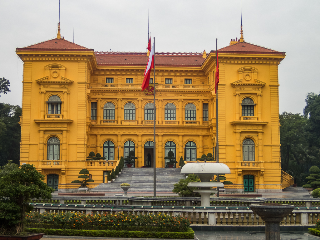 Halong Bay Heritage Marathon 2017 - Tor Rnnow