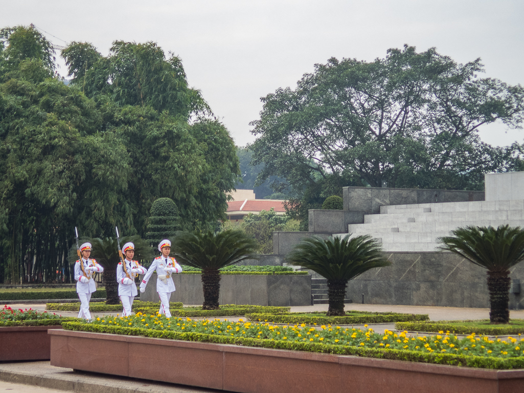 Halong Bay Heritage Marathon 2017 - Tor Rnnow