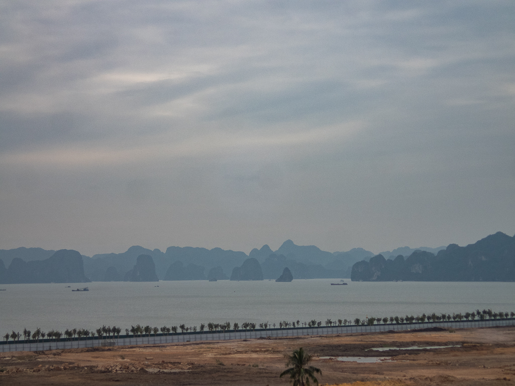 Halong Bay Heritage Marathon 2017 - Tor Rnnow