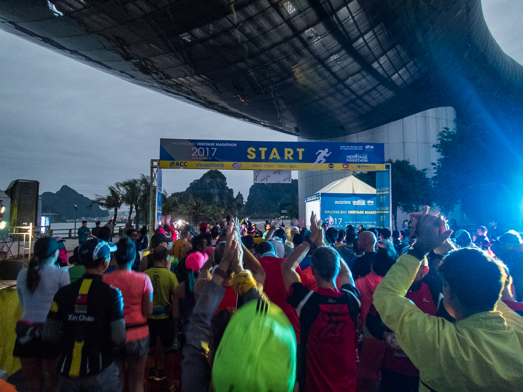 Halong Bay Heritage Marathon 2017 - Tor Rnnow