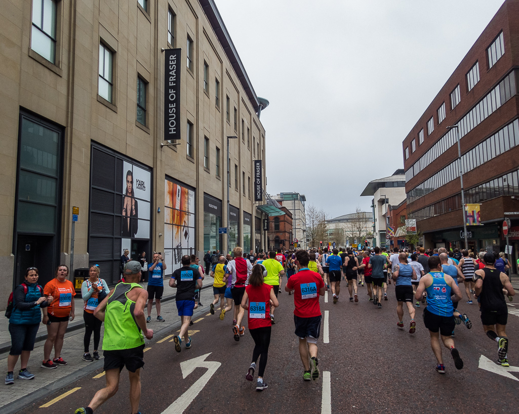 Belfast Marathon 2018 - Tor Rnnow