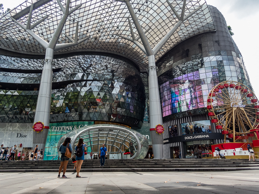 Standard Chartered Singapore Marathon 2018 - Tor Rnnow