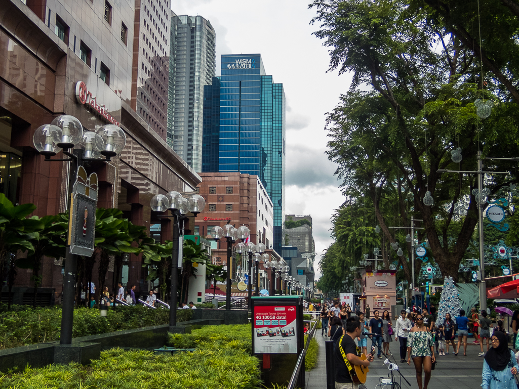 Standard Chartered Singapore Marathon 2018 - Tor Rnnow