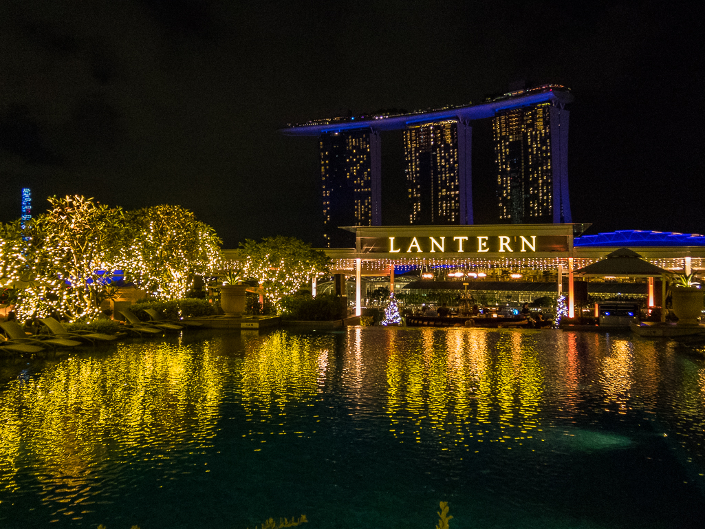 Standard Chartered Singapore Marathon 2018 - Tor Rnnow