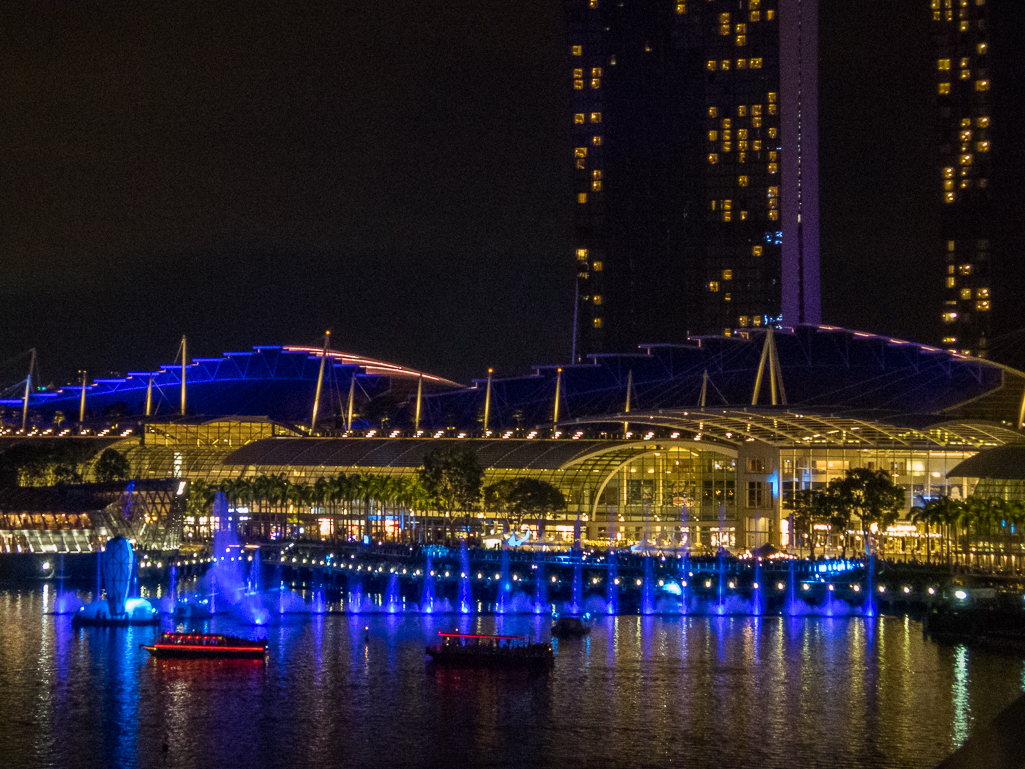 Standard Chartered Singapore Marathon 2018 - Tor Rnnow