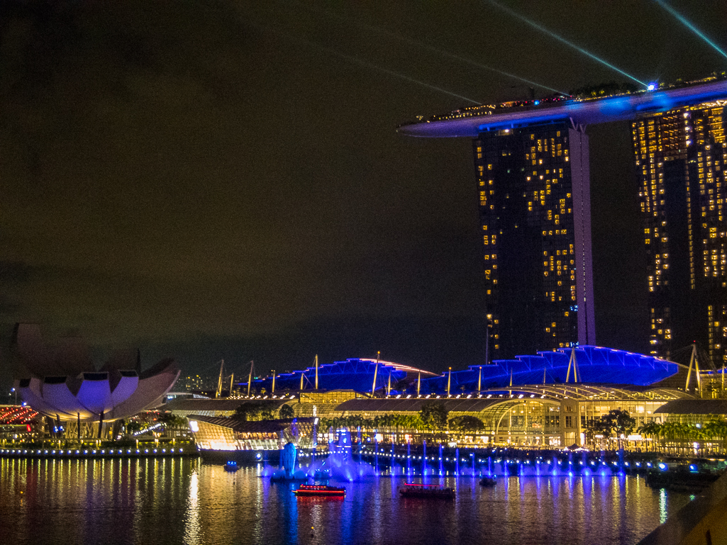 Standard Chartered Singapore Marathon 2018 - Tor Rnnow