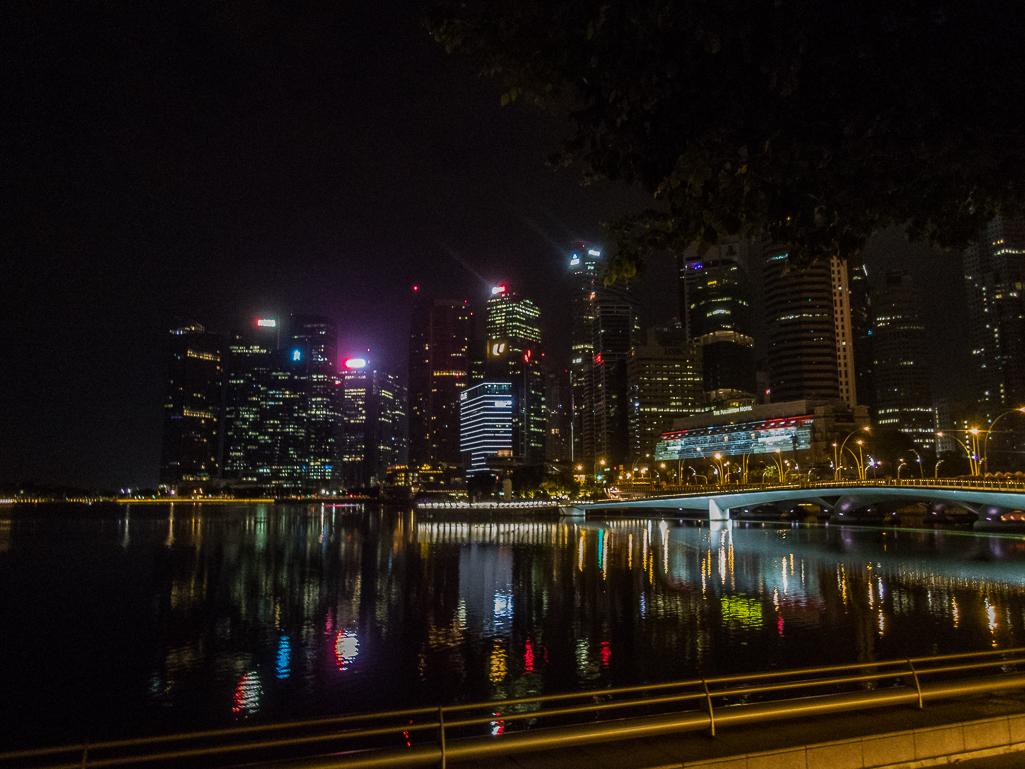 Standard Chartered Singapore Marathon 2018 - Tor Rnnow