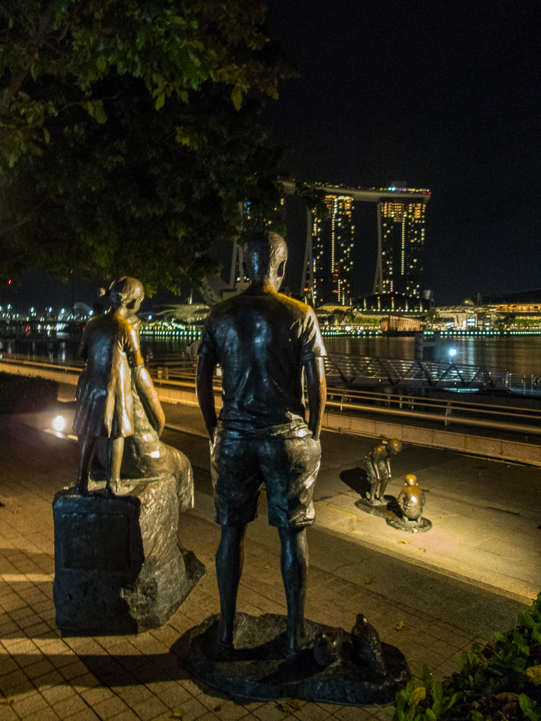 Standard Chartered Singapore Marathon 2018 - Tor Rnnow