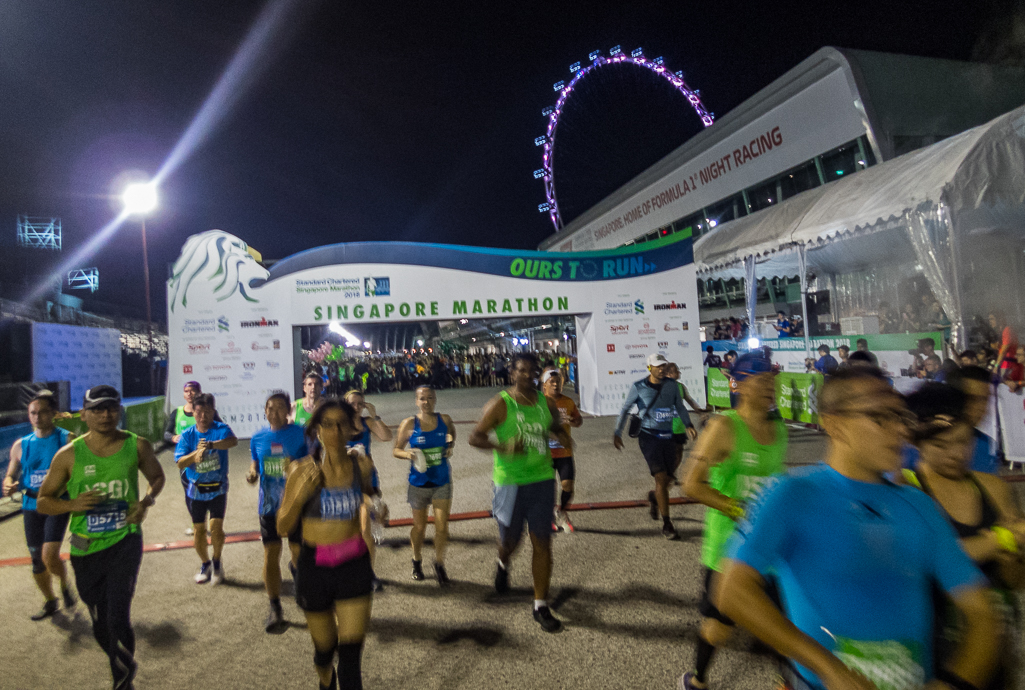 Standard Chartered Singapore Marathon 2018 - Tor Rnnow