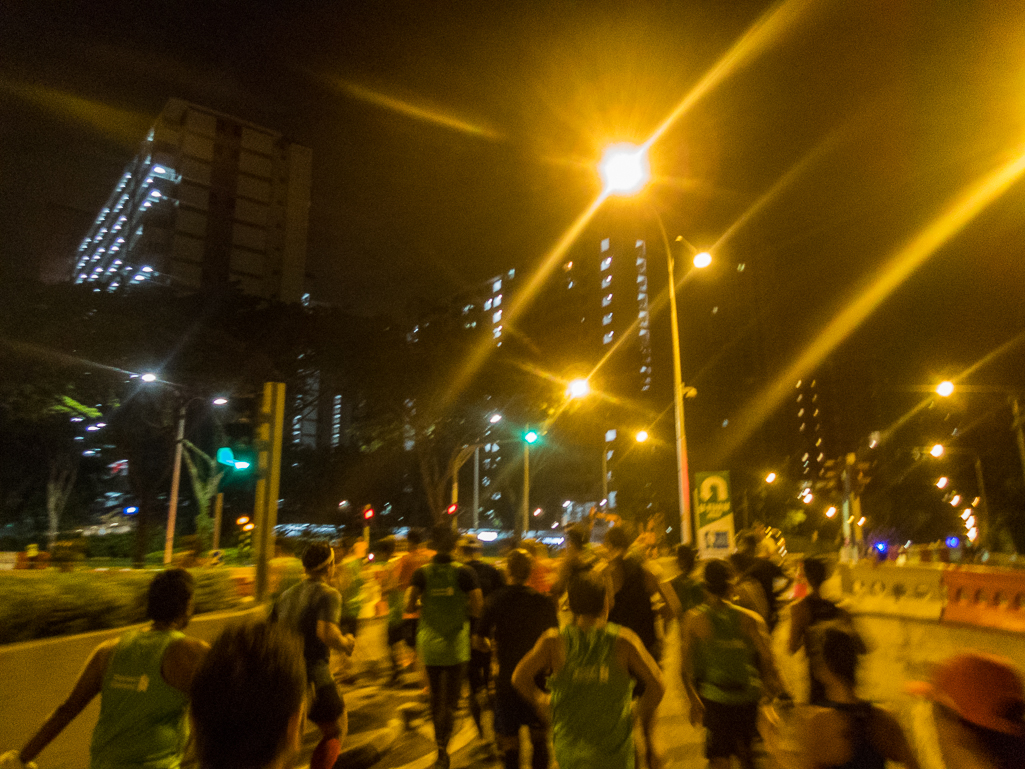 Standard Chartered Singapore Marathon 2018 - Tor Rnnow