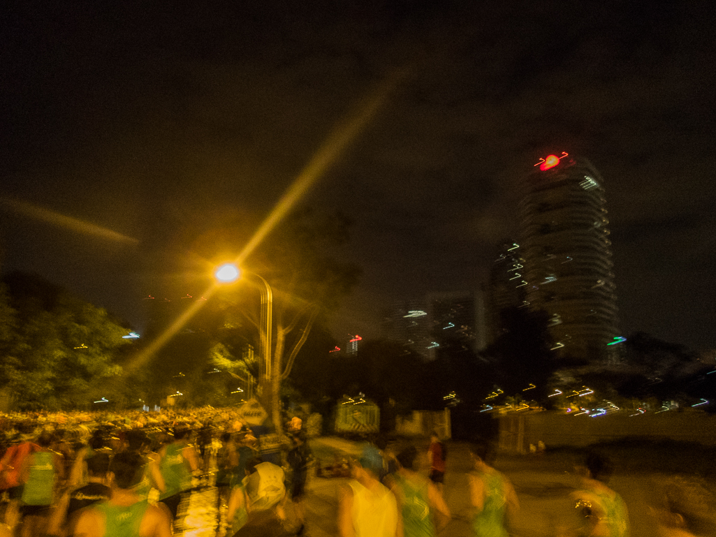 Standard Chartered Singapore Marathon 2018 - Tor Rnnow