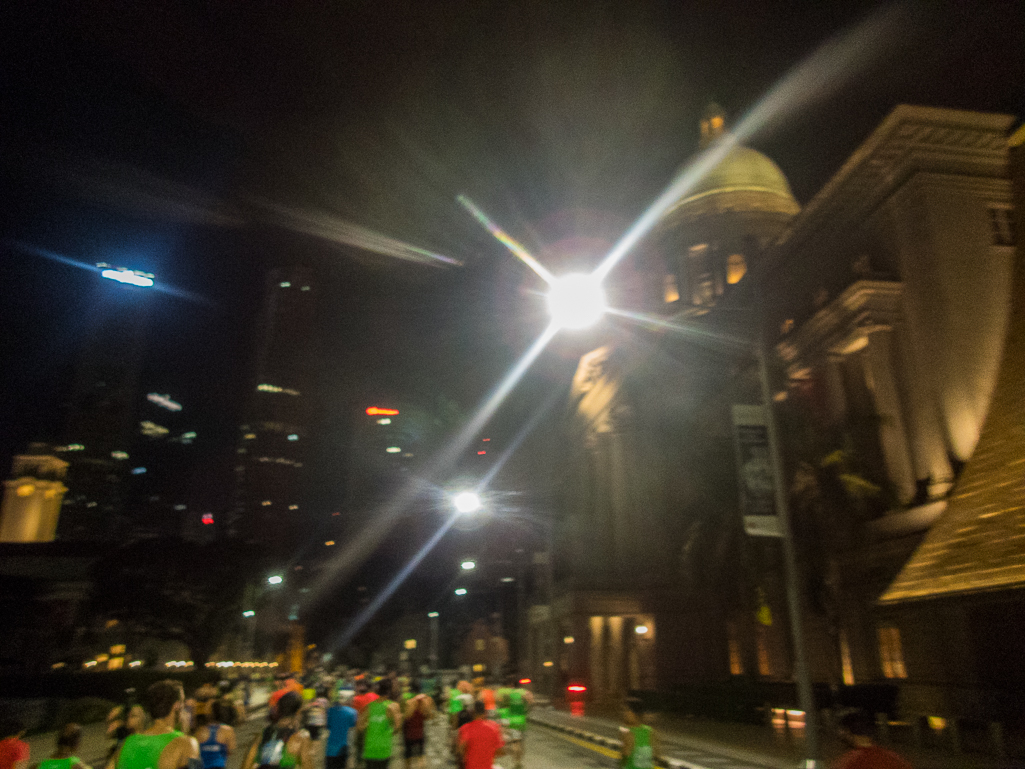 Standard Chartered Singapore Marathon 2018 - Tor Rnnow