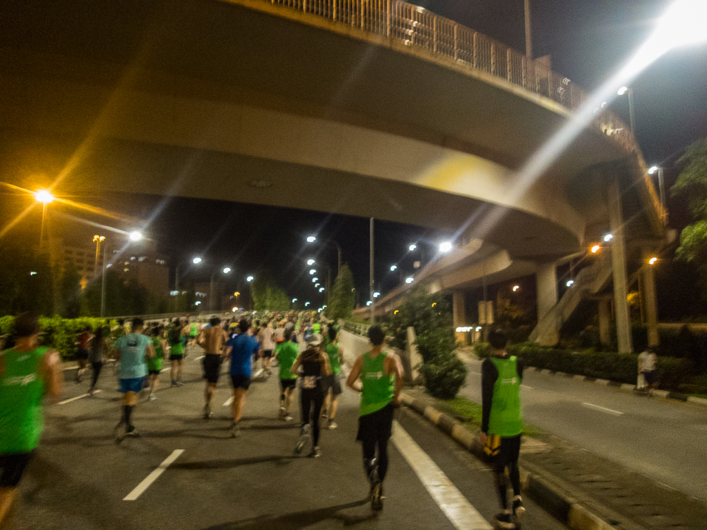 Standard Chartered Singapore Marathon 2018 - Tor Rnnow